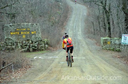 Approaching the last climb (before the turn around)