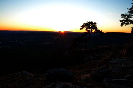 12-27-11_MtNebo_0120_edited Sunsets and sunrises are beautiful at Mount Nebo State Park.
