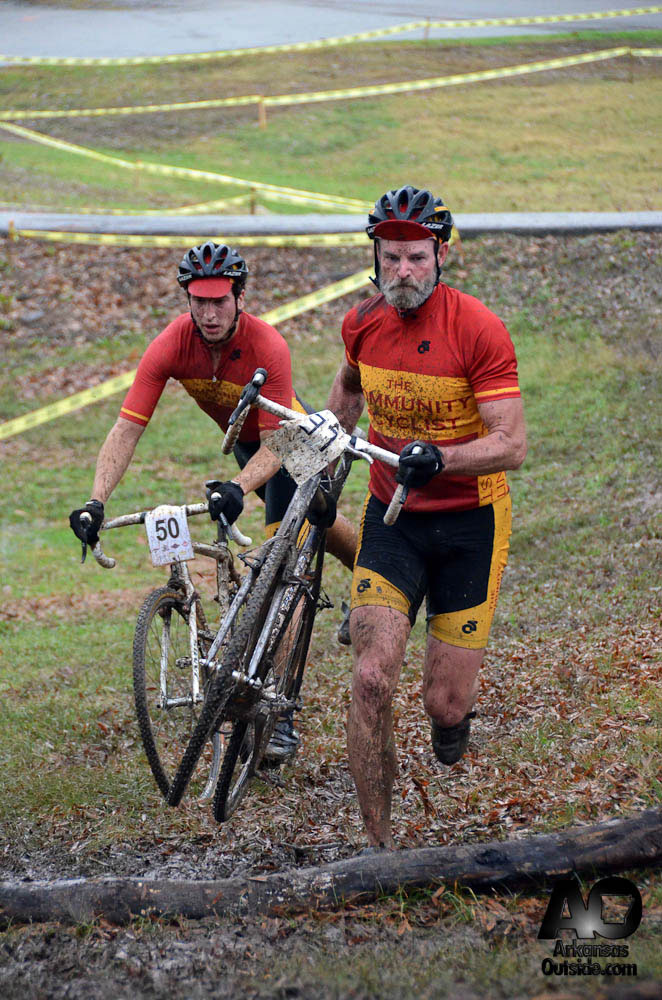 StateCX2012-585 D.K. Williams and Andrew Hall of Team Community Bicyclist approach the barriers.