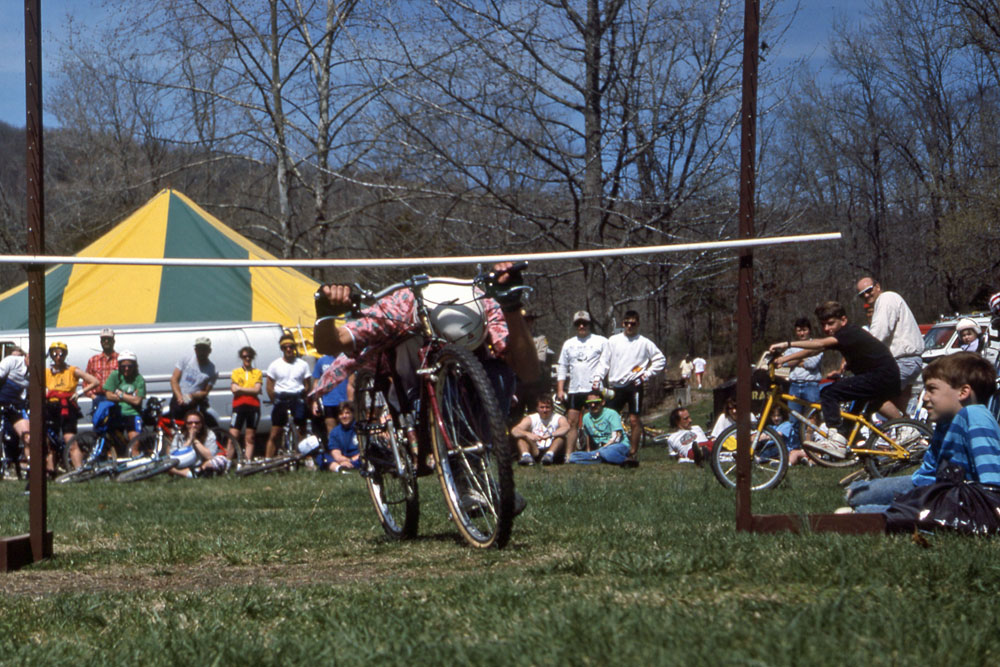 Other techniques for slipping under the bar.