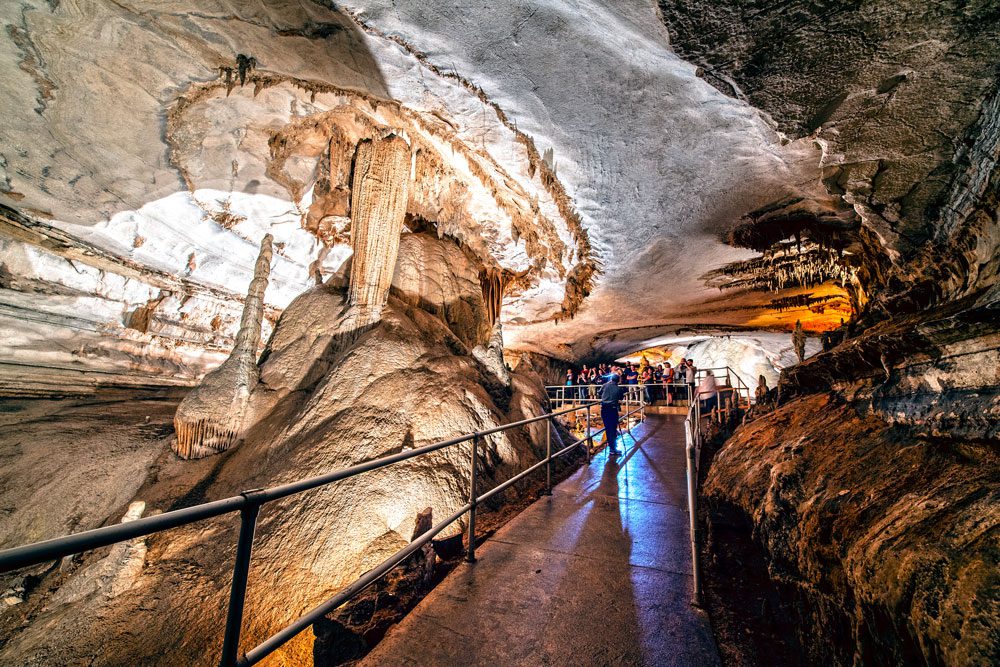 Blanchard Springs Cavern